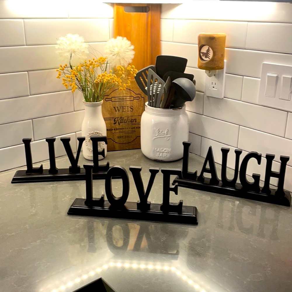 LIVE, LAUGH, LOVE